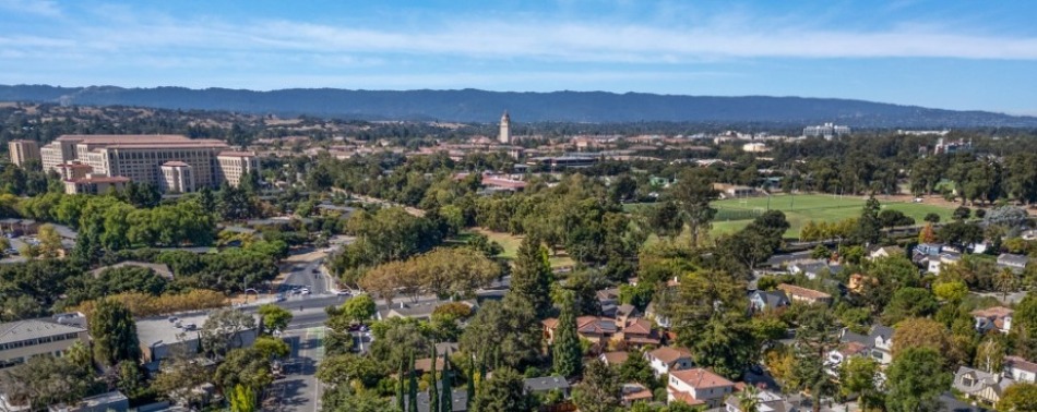 aerial view of Palo Alto, California